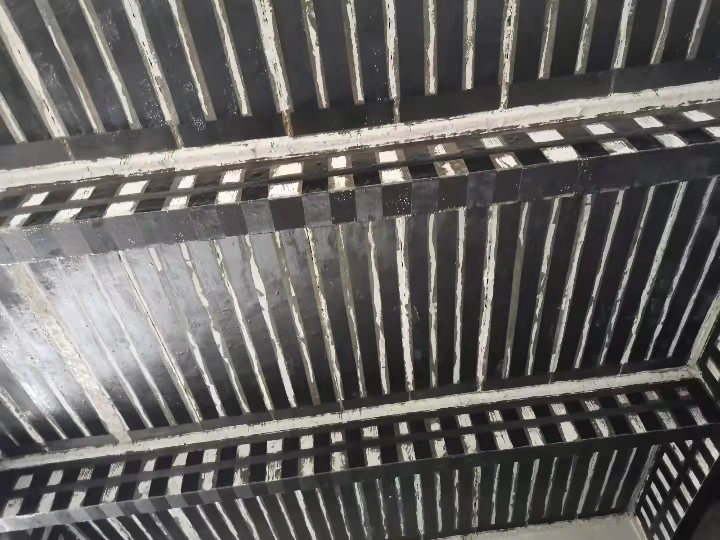 泰安楼板碳纤维加固